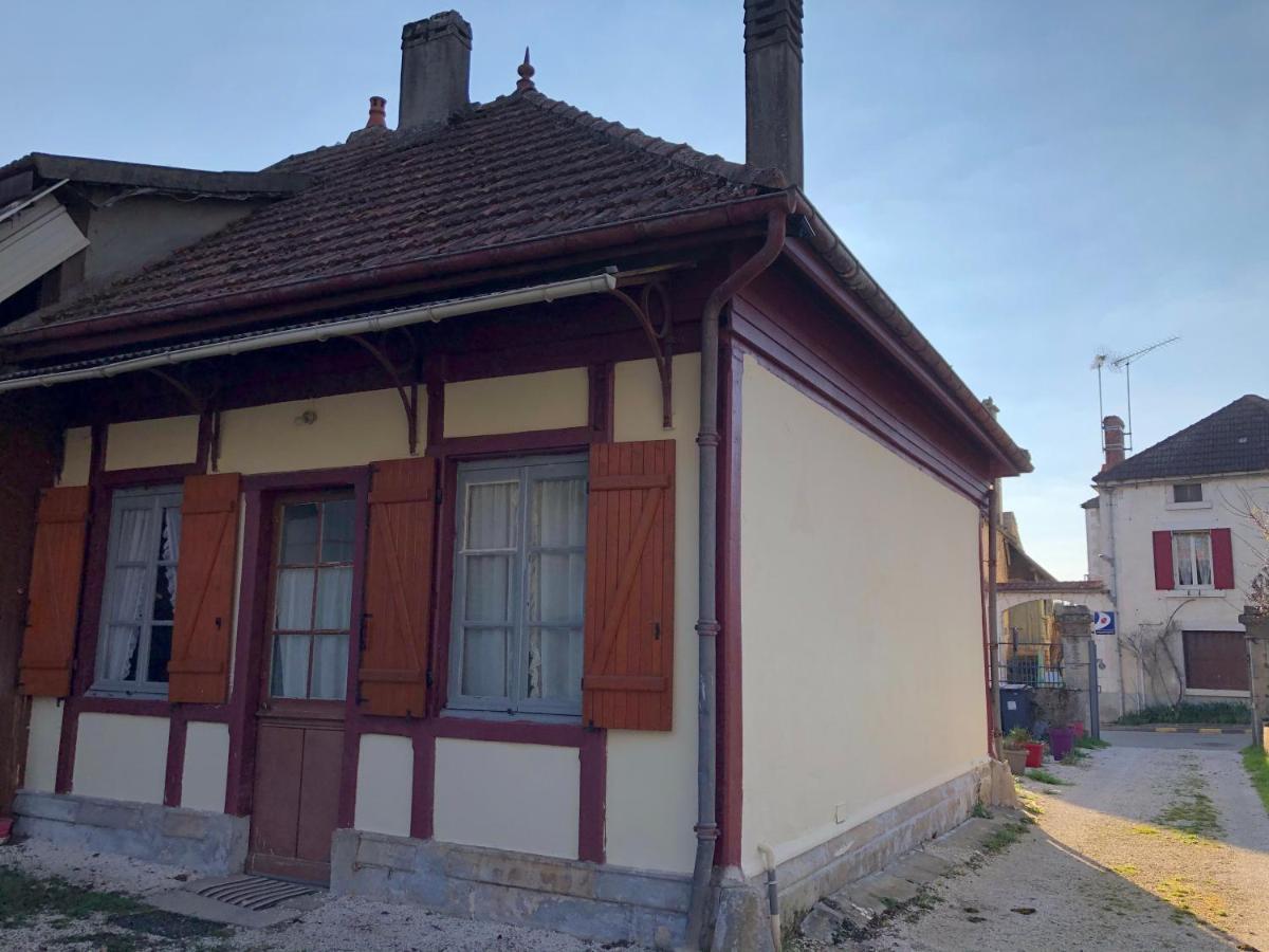 La Maison Des Amis Nuits Kültér fotó