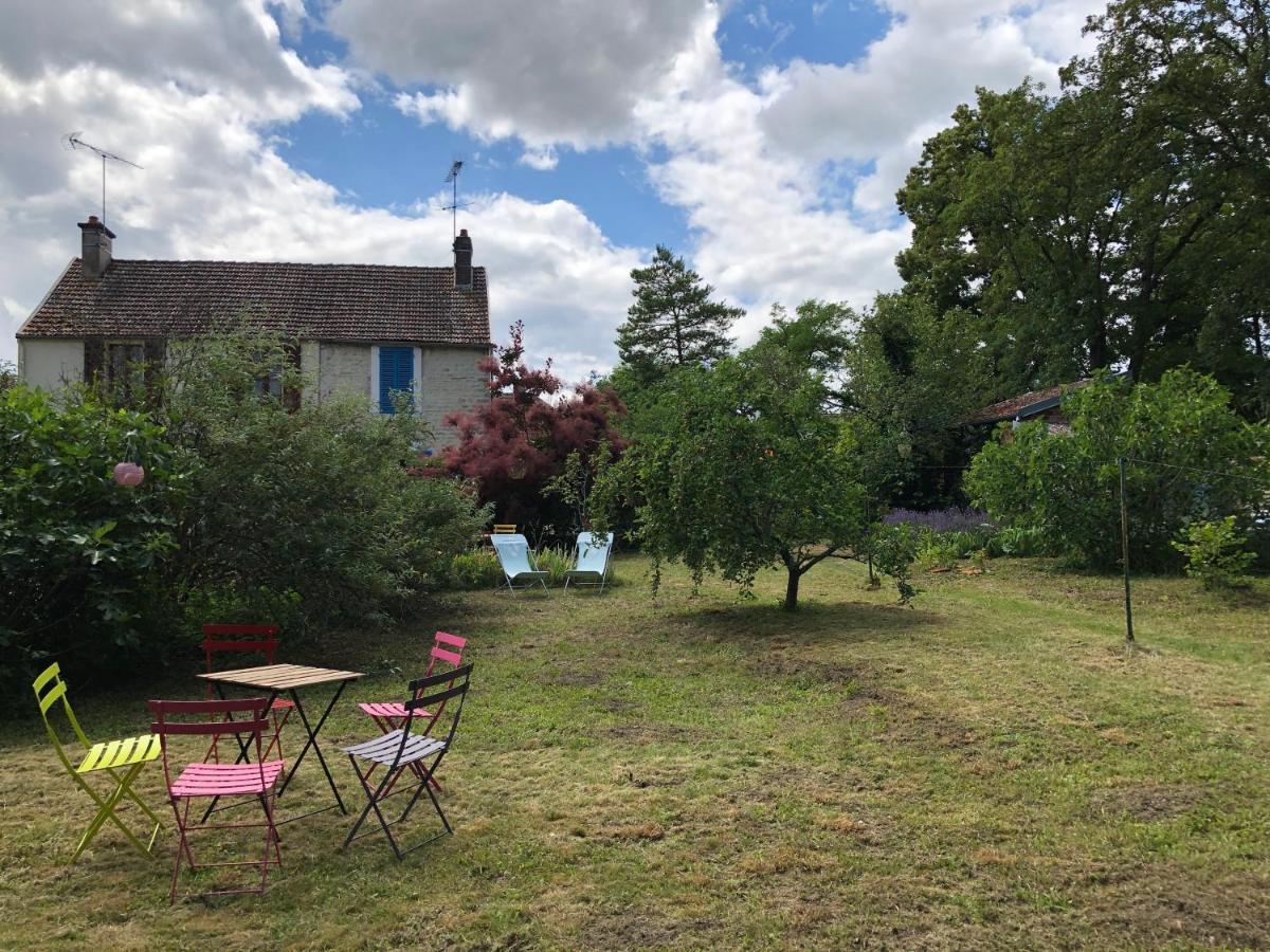 La Maison Des Amis Nuits Kültér fotó